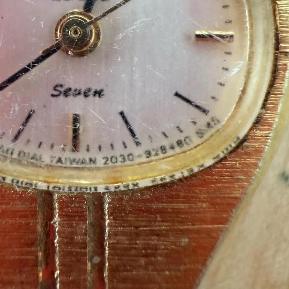 Citizen brand model